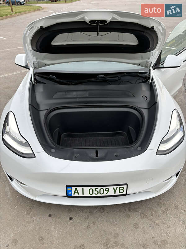 Позашляховик / Кросовер Tesla Model Y 2020 в Києві
