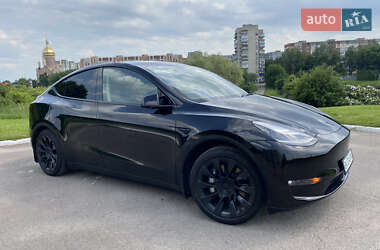 Позашляховик / Кросовер Tesla Model Y 2022 в 