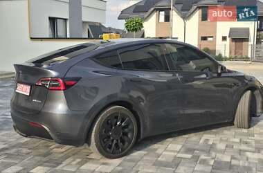 Внедорожник / Кроссовер Tesla Model Y 2021 в 