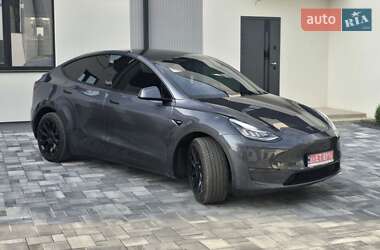 Внедорожник / Кроссовер Tesla Model Y 2021 в 