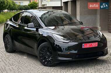 Внедорожник / Кроссовер Tesla Model Y 2023 в Ивано-Франковске