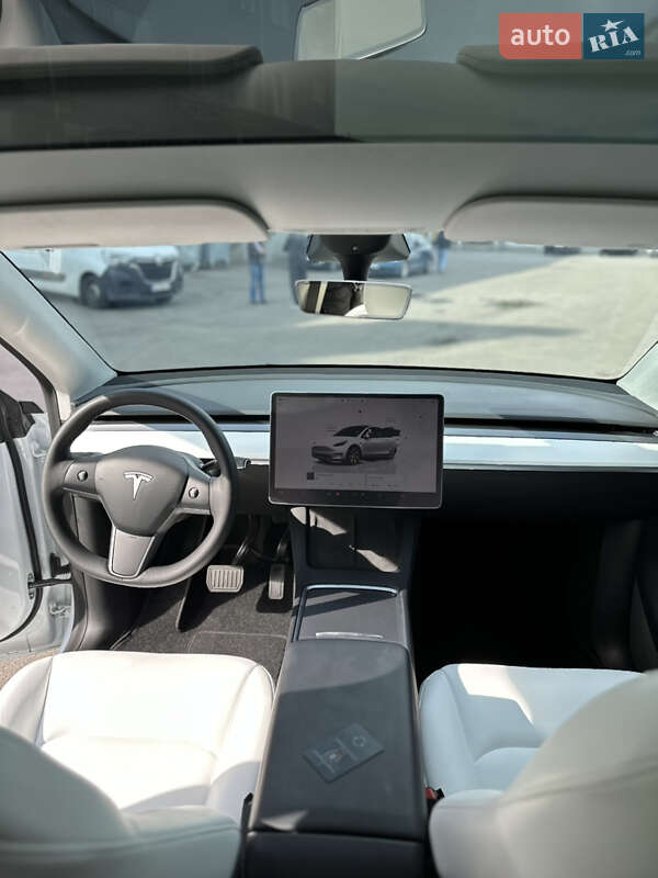 Внедорожник / Кроссовер Tesla Model Y 2022 в Белой Церкви