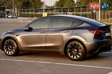 Позашляховик / Кросовер Tesla Model Y 2020 в 