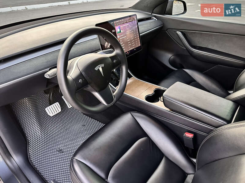 Позашляховик / Кросовер Tesla Model Y 2020 в Дніпрі