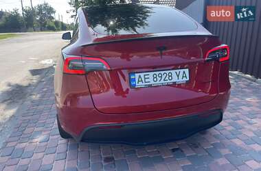 Внедорожник / Кроссовер Tesla Model Y 2021 в 