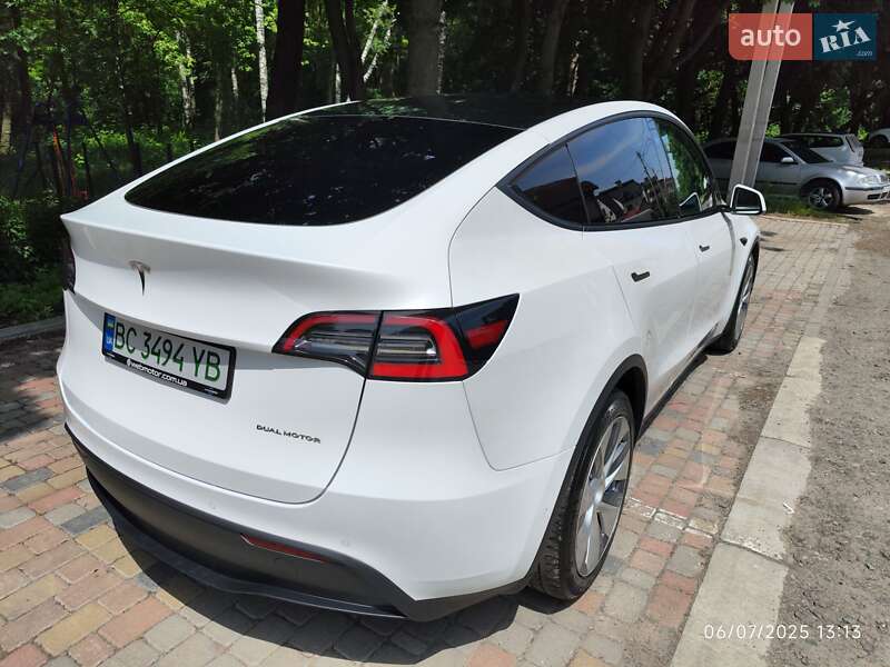 Внедорожник / Кроссовер Tesla Model Y 2020 в Львове