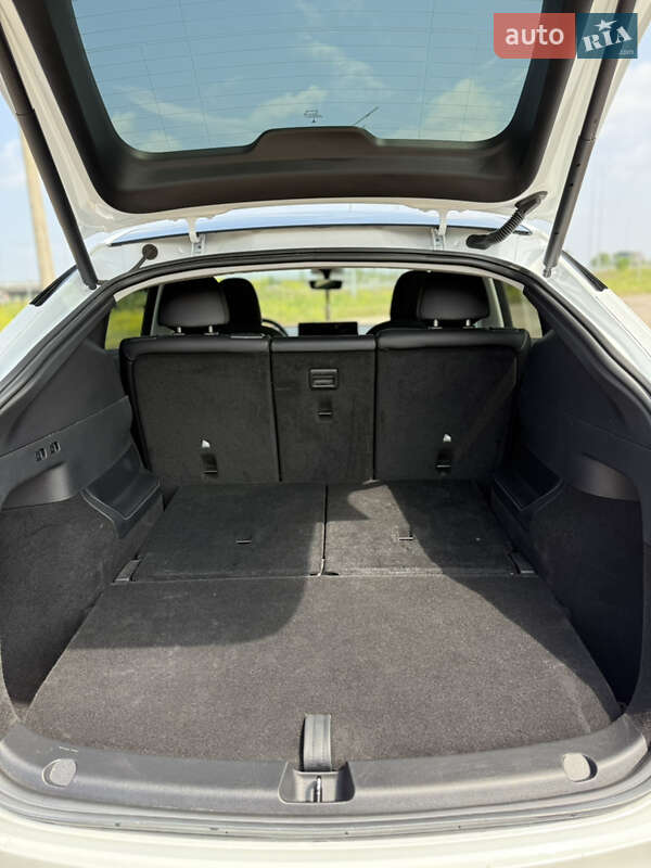 Внедорожник / Кроссовер Tesla Model Y 2022 в Киеве фото 14 Внедорожник / Кроссовер Tesla Model Y 2022 в Киеве