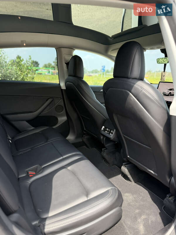 Внедорожник / Кроссовер Tesla Model Y 2022 в Киеве фото 21 Внедорожник / Кроссовер Tesla Model Y 2022 в Киеве