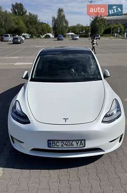 Внедорожник / Кроссовер Tesla Model Y 2021 в Львове