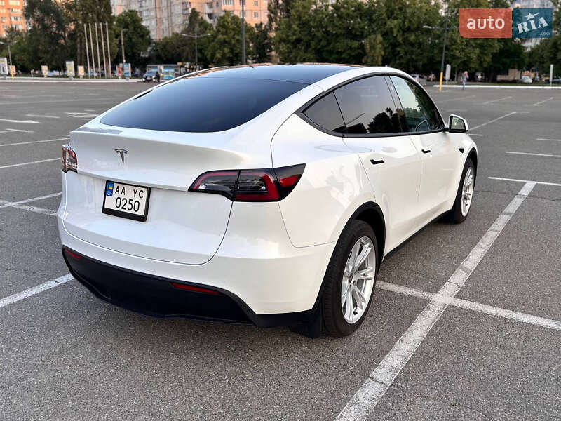 Внедорожник / Кроссовер Tesla Model Y 2021 в Киеве фото 3 Внедорожник / Кроссовер Tesla Model Y 2021 в Киеве