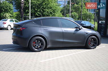 Внедорожник / Кроссовер Tesla Model Y 2021 в 