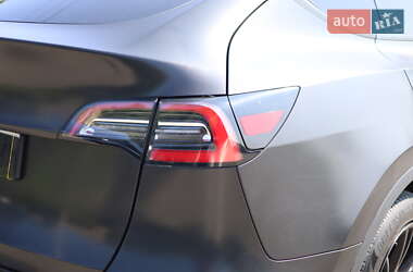 Внедорожник / Кроссовер Tesla Model Y 2021 в 
