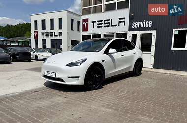 Внедорожник / Кроссовер Tesla Model Y 2021 в 