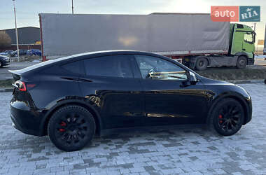 Внедорожник / Кроссовер Tesla Model Y 2021 в 