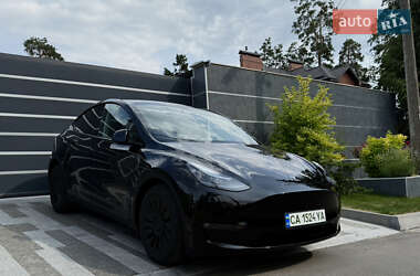 Внедорожник / Кроссовер Tesla Model Y 2024 в 