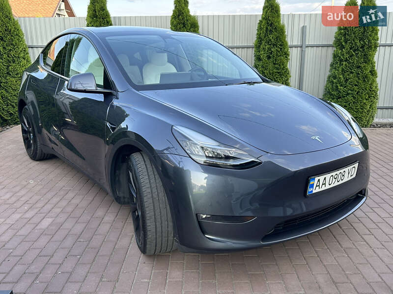 Внедорожник / Кроссовер Tesla Model Y 2023 в Киеве