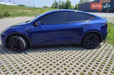 Позашляховик / Кросовер Tesla Model Y 2021 в 