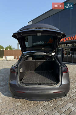 Внедорожник / Кроссовер Tesla Model Y 2020 в 