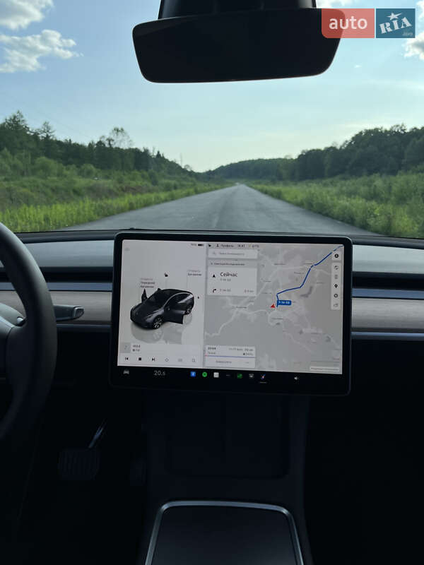 Внедорожник / Кроссовер Tesla Model Y 2023 в Дрогобыче
