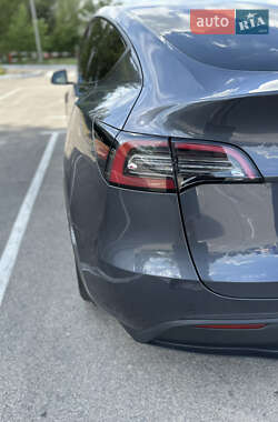 Внедорожник / Кроссовер Tesla Model Y 2023 в 