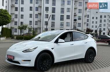 Внедорожник / Кроссовер Tesla Model Y 2021 в 