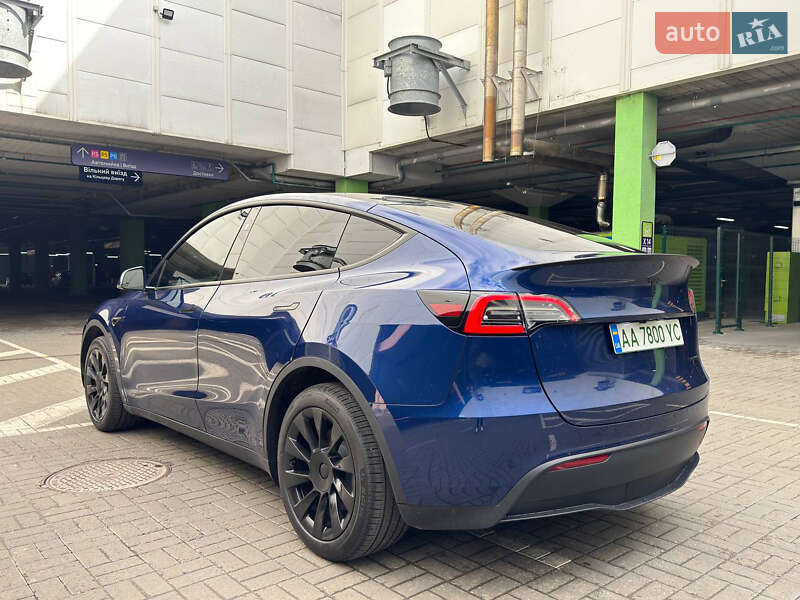 Позашляховик / Кросовер Tesla Model Y 2024 в Києві
