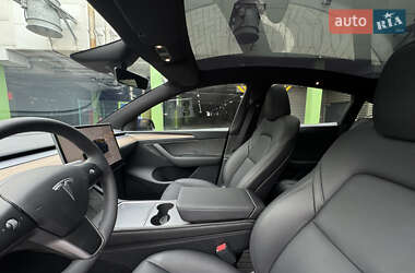 Внедорожник / Кроссовер Tesla Model Y 2024 в 