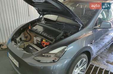 Внедорожник / Кроссовер Tesla Model Y 2023 в 
