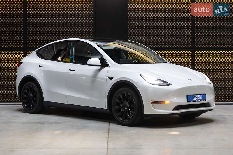 Позашляховик / Кросовер Tesla Model Y 2021 в Луцьку