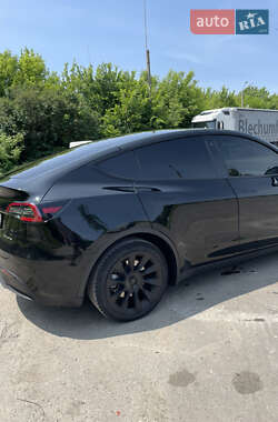 Внедорожник / Кроссовер Tesla Model Y 2022 в 