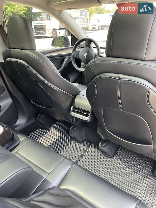 Внедорожник / Кроссовер Tesla Model Y 2022 в Хмельницком