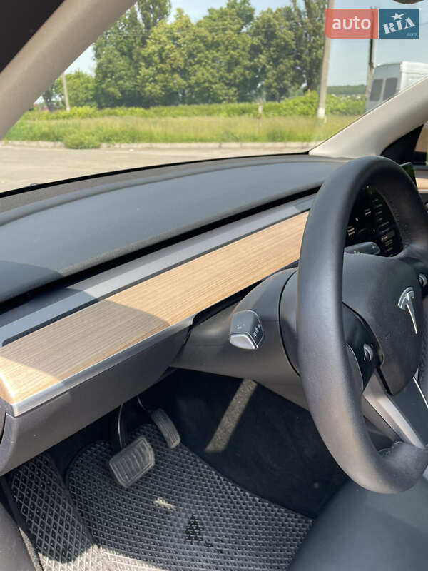 Внедорожник / Кроссовер Tesla Model Y 2022 в Хмельницком