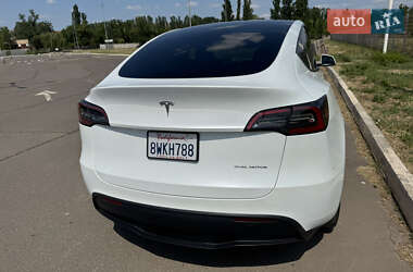 Внедорожник / Кроссовер Tesla Model Y 2023 в 