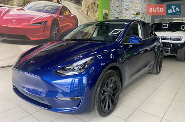 Позашляховик / Кросовер Tesla Model Y 2024 в Києві