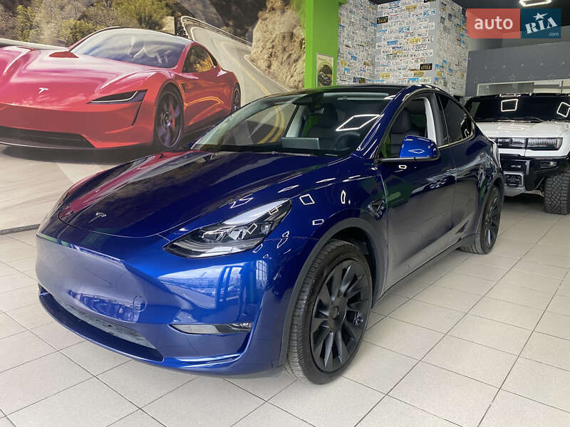 Внедорожник / Кроссовер Tesla Model Y 2024 в 