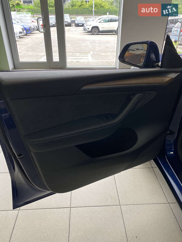 Внедорожник / Кроссовер Tesla Model Y 2024 в Киеве фото 9 Внедорожник / Кроссовер Tesla Model Y 2024 в Киеве