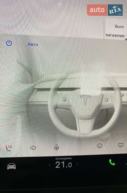 Внедорожник / Кроссовер Tesla Model Y 2024 в 