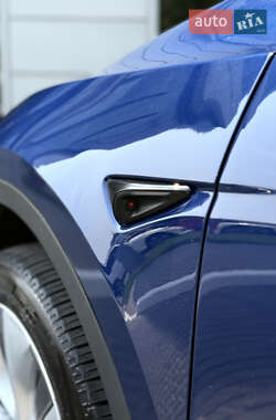 Внедорожник / Кроссовер Tesla Model Y 2023 в 