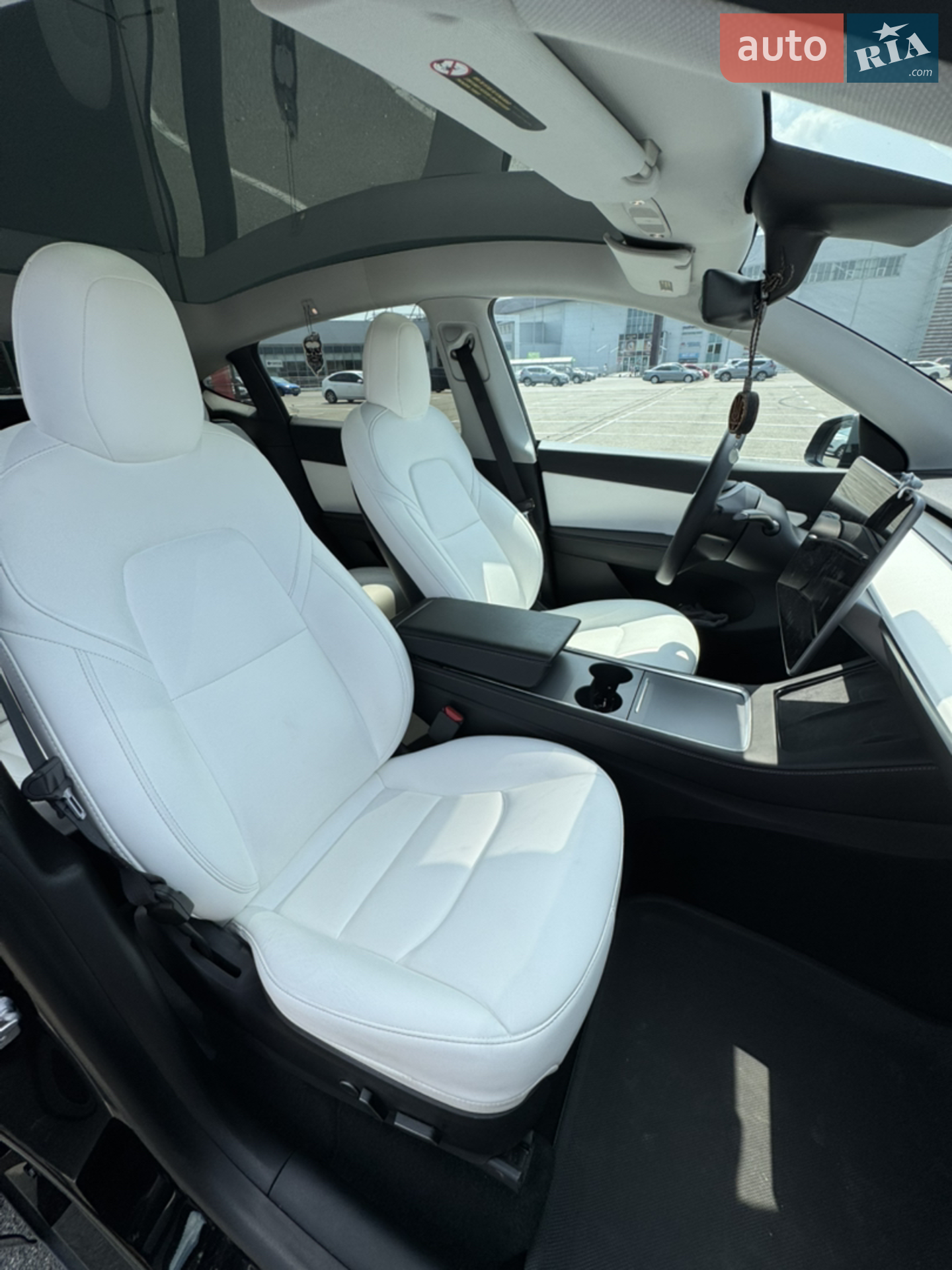 2021 Tesla Model Y - мініатюра 17