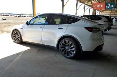 Внедорожник / Кроссовер Tesla Model Y 2021 в 