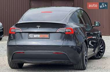 Внедорожник / Кроссовер Tesla Model Y 2024 в 