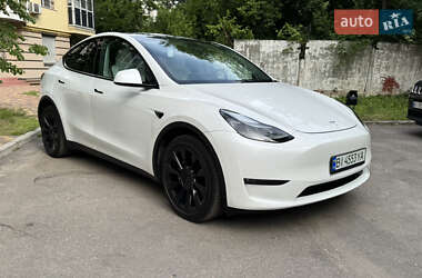 Внедорожник / Кроссовер Tesla Model Y 2024 в Полтаве
