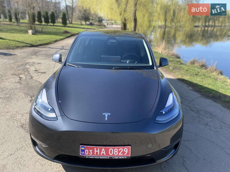 Внедорожник / Кроссовер Tesla Model Y 2024 в Ровно