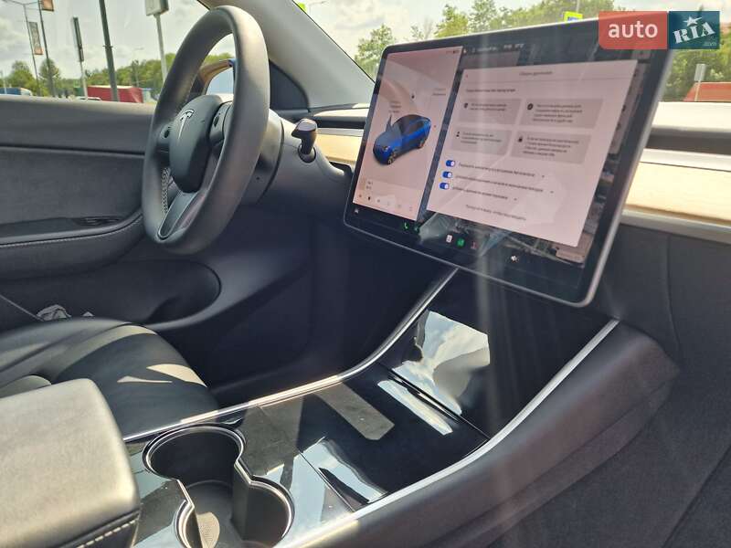 Внедорожник / Кроссовер Tesla Model Y 2020 в Львове