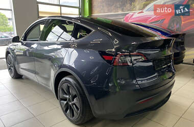 Внедорожник / Кроссовер Tesla Model Y 2024 в 