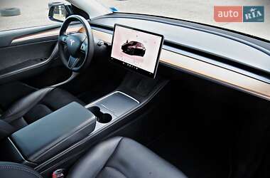 Внедорожник / Кроссовер Tesla Model Y 2022 в 