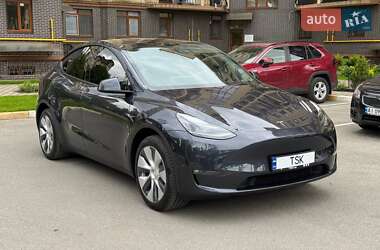Внедорожник / Кроссовер Tesla Model Y 2024 в 
