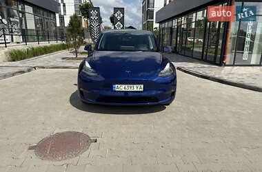 Внедорожник / Кроссовер Tesla Model Y 2021 в 