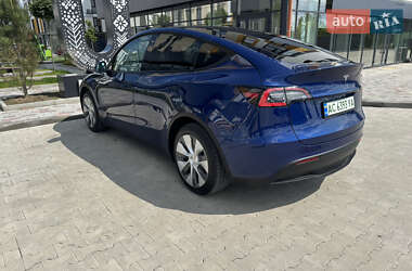 Внедорожник / Кроссовер Tesla Model Y 2021 в 