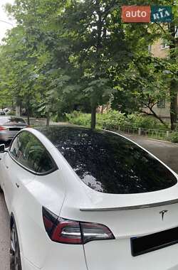 Внедорожник / Кроссовер Tesla Model Y 2020 в 